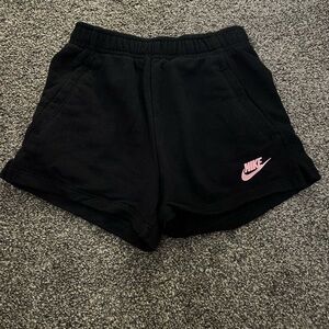 Kids L Nike shorts. Lightly worn.